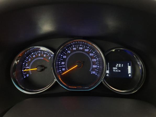 Renault Logan II Рестайлинг с пробегом 2020 года, цена 1 185 000 рублей, 85000 км, седан, Автокод Объявления