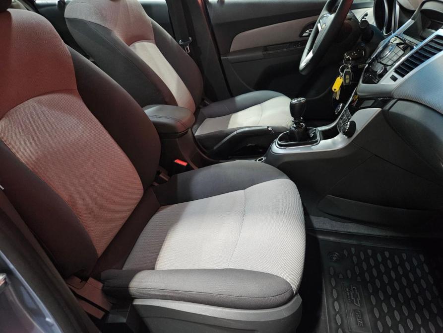 Chevrolet Cruze I Вологда  - изображение 12
