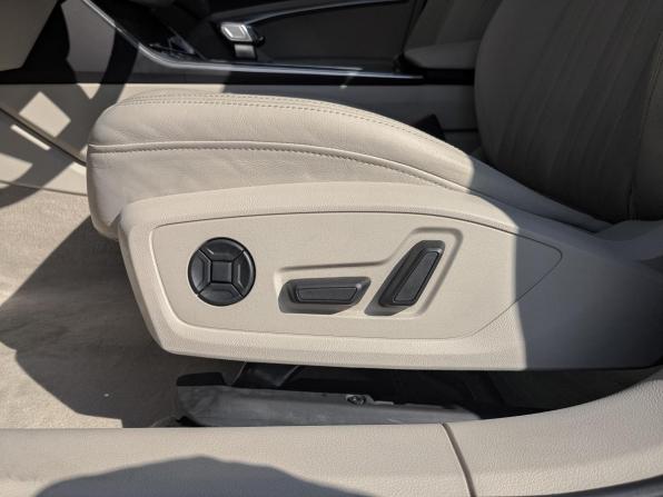 Audi A6 V (C8) с пробегом 2019 года, цена 3 795 000 рублей, 65002 км, седан, Автокод Объявления