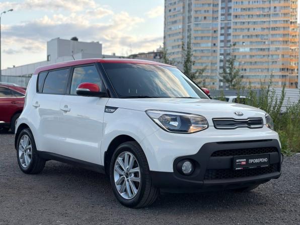 Kia Soul II Рестайлинг с пробегом 2019 года, цена 1 555 000 рублей, 120000 км, хэтчбек, Автокод Объявления