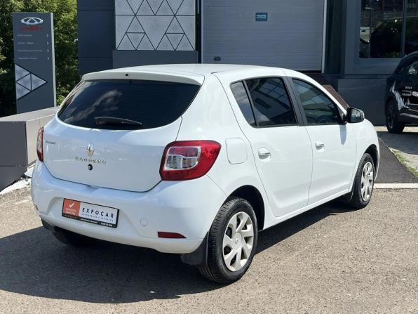 Renault Sandero II с пробегом 2017 года, цена 948 000 рублей, 115331 км, хэтчбек, Автокод Объявления
