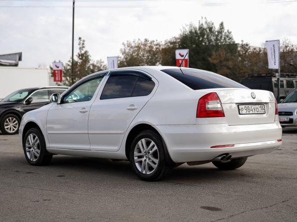 Skoda Octavia II (A5) Рестайлинг с пробегом 2013 года, цена 1 099 000 рублей, 121463 км, лифтбек, Автокод Объявления