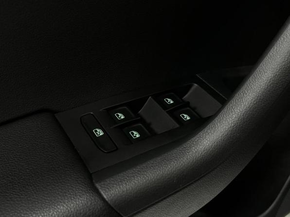 Skoda Octavia III (A7) Рестайлинг с пробегом 2020 года, цена 1 990 000 рублей, 65000 км, лифтбек, Автокод Объявления