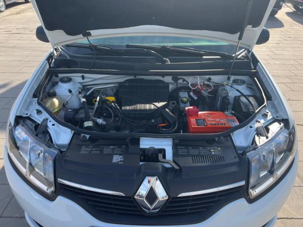 Renault Logan II с пробегом 2015 года, цена 685 400 рублей, 140282 км, седан, Автокод Объявления