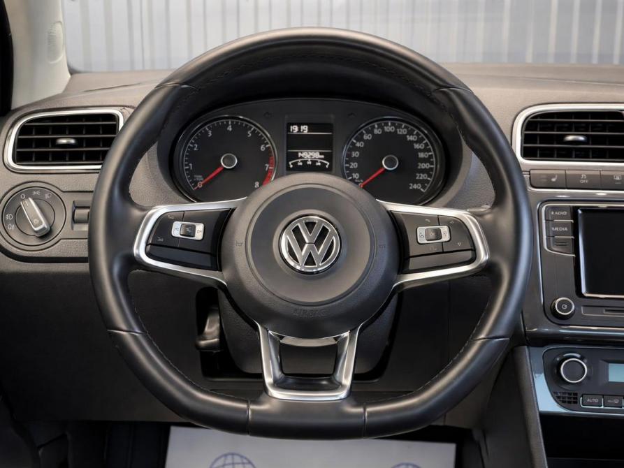 Volkswagen Polo V Рестайлинг Пермь  - изображение 7