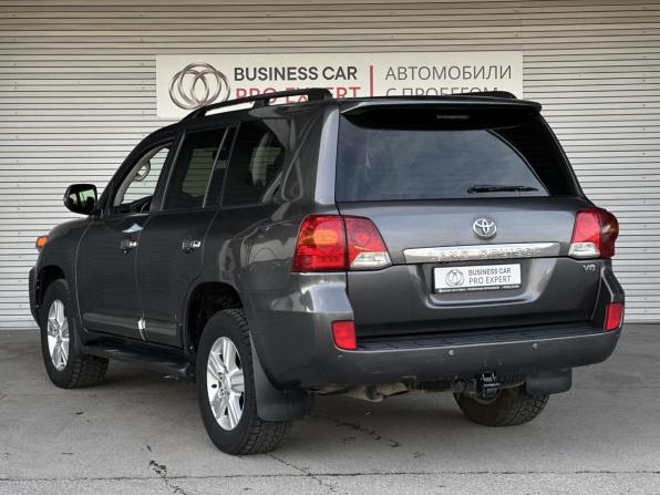 Toyota Land Cruiser 200 Series Рестайлинг 1 с пробегом 2012 года, цена 3 199 000 рублей, 347062 км, внедорожник, Автокод Объявления