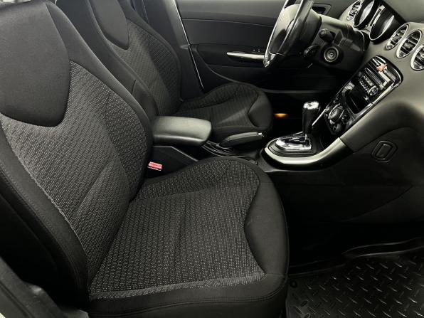 Peugeot 308 I Рестайлинг с пробегом 2011 года, цена 690 000 рублей, 270713 км, универсал, Автокод Объявления