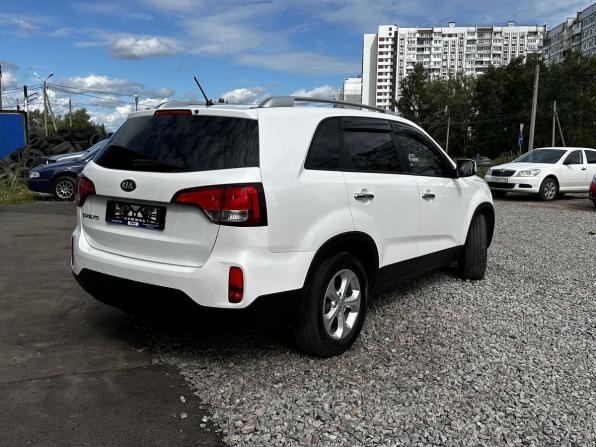 Kia Sorento II Рестайлинг с пробегом 2014 года, цена 1 565 000 рублей, 257035 км, внедорожник, Автокод Объявления