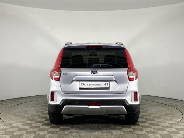 Geely Emgrand X7 I Рестайлинг 2 с пробегом 2018 года, цена 1 070 000 рублей, 115007 км, внедорожник, Автокод Объявления