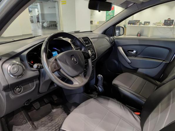 Renault Sandero II с пробегом 2016 года, цена 914 000 рублей, 66161 км, хэтчбек, Автокод Объявления
