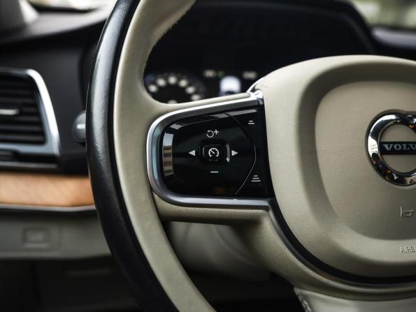 Volvo XC90 II Рестайлинг 1 с пробегом 2021 года, цена 4 287 321 рубль, 178120 км, внедорожник, Автокод Объявления
