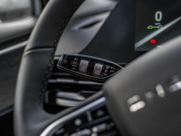 Omoda C5 I с пробегом 2023 года, цена 1 415 000 рублей, 90542 км, внедорожник, Автокод Объявления
