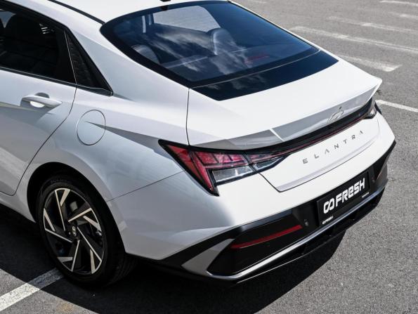 Hyundai Elantra VII (CN7) Рестайлинг с пробегом 2024 года, цена 2 619 999 рублей, 847 км, седан, Автокод Объявления