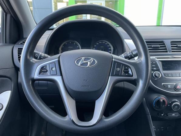 Hyundai Solaris I Рестайлинг с пробегом 2014 года, цена 999 000 рублей, 150074 км, хэтчбек, Автокод Объявления