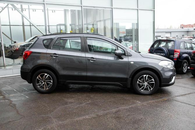 Suzuki SX4 II (S-Cross) Рестайлинг с пробегом 2021 года, цена 1 659 000 рублей, 25800 км, хэтчбек, Автокод Объявления
