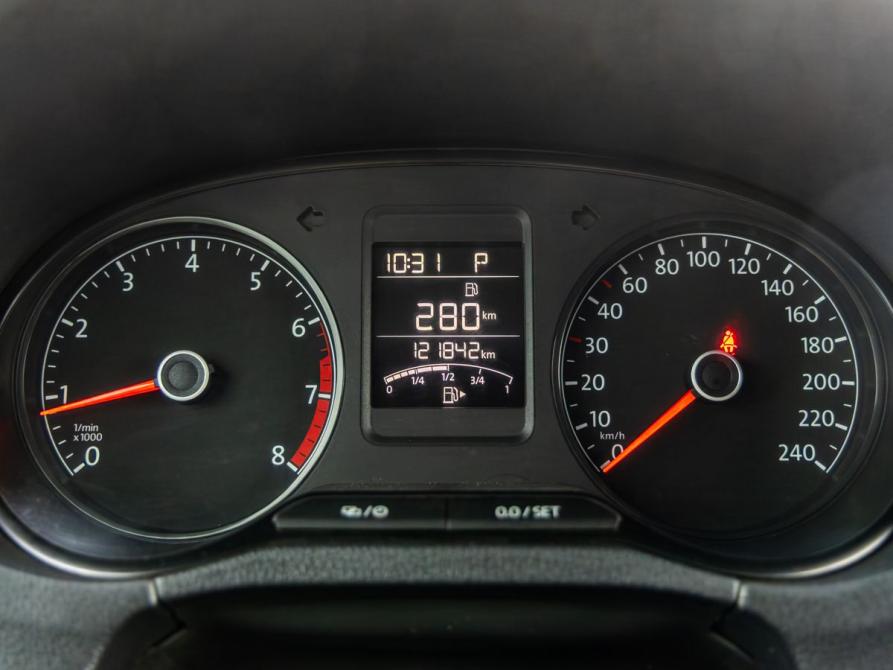 Volkswagen Polo V Рестайлинг Волгоград  - изображение 9