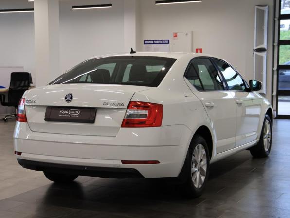 Skoda Octavia III (A7) Рестайлинг с пробегом 2018 года, цена 1 370 000 рублей, 154352 км, лифтбек, Автокод Объявления