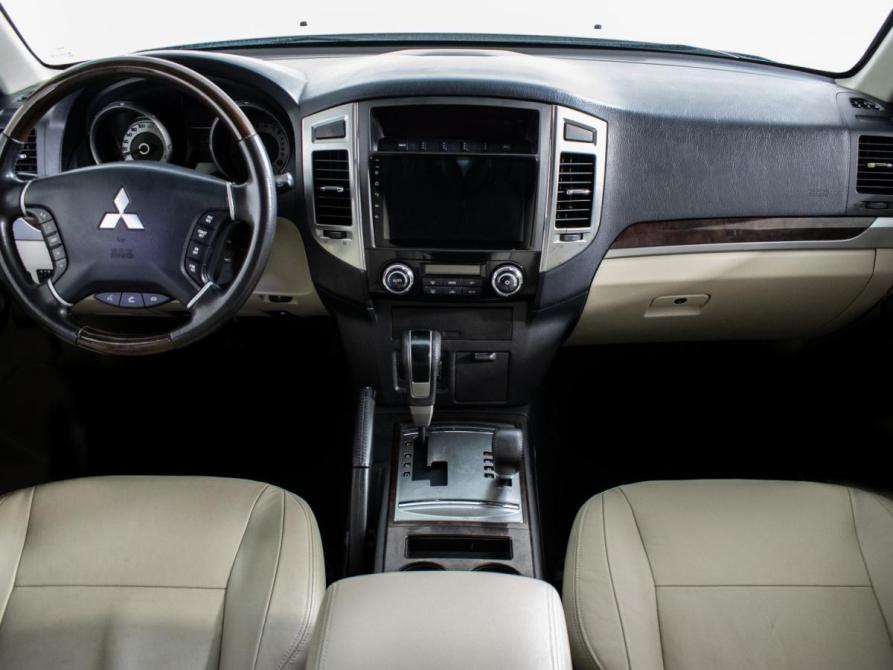 Mitsubishi Pajero IV Рестайлинг 2 Москва  - изображение 12