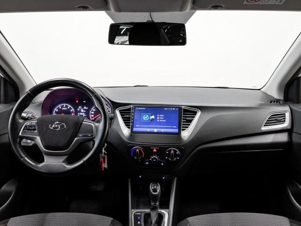 Hyundai Solaris II с пробегом 2019 года, цена 1 535 000 рублей, 48958 км, седан, Автокод Объявления
