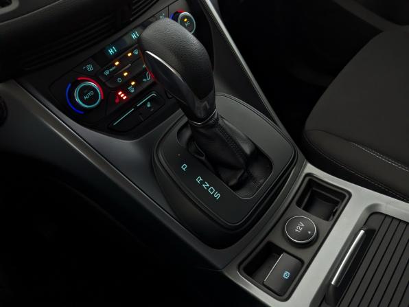 Ford Kuga II Рестайлинг с пробегом 2018 года, цена 1 700 000 рублей, 90321 км, внедорожник, Автокод Объявления