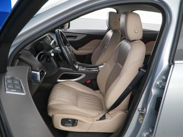 Jaguar F-Pace I с пробегом 2017 года, цена 3 449 033 рубля, 64393 км, внедорожник, Автокод Объявления