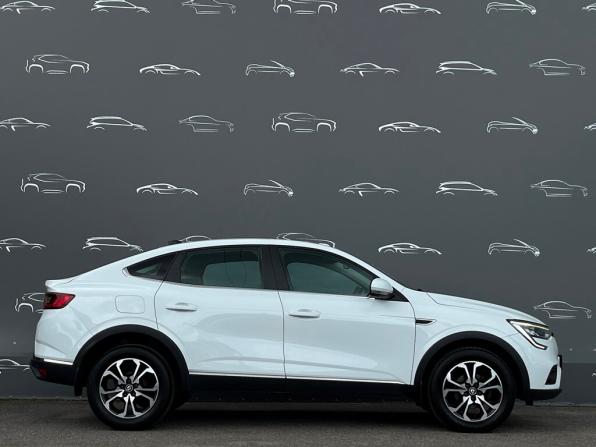 Renault Arkana I с пробегом 2021 года, цена 1 498 700 рублей, 137934 км, внедорожник, Автокод Объявления