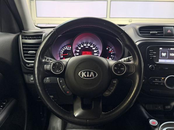 Kia Soul II Рестайлинг с пробегом 2018 года, цена 1 815 000 рублей, 20450 км, хэтчбек, Автокод Объявления