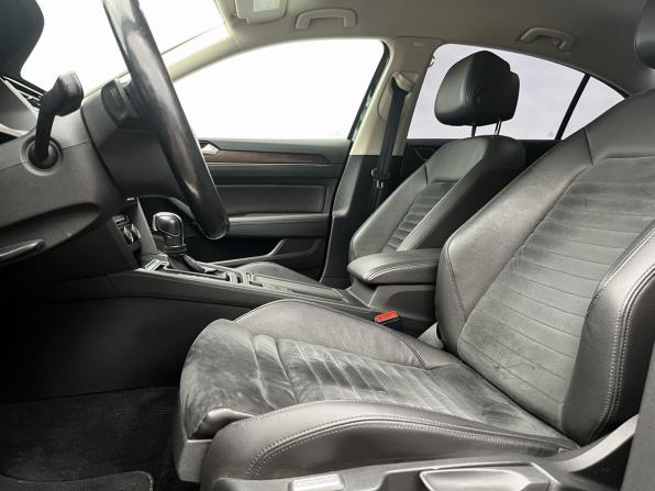 Volkswagen Passat B8 с пробегом 2016 года, цена 1 800 000 рублей, 117000 км, седан, Автокод Объявления