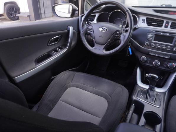 Kia Ceed II с пробегом 2012 года, цена 1 113 000 рублей, 112690 км, хэтчбек, Автокод Объявления