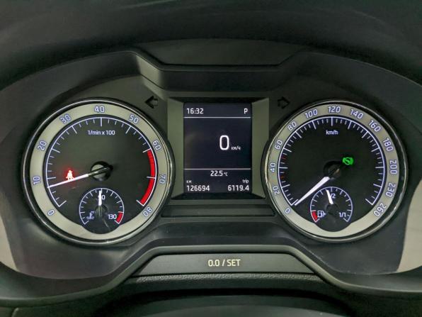 Skoda Octavia III (A7) Рестайлинг с пробегом 2019 года, цена 1 940 000 рублей, 126687 км, лифтбек, Автокод Объявления