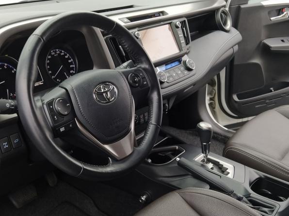 Toyota RAV4 IV (XA40) Рестайлинг с пробегом 2019 года, цена 3 050 000 рублей, 65519 км, внедорожник, Автокод Объявления