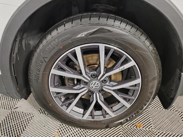 Volkswagen Tiguan II с пробегом 2020 года, цена 2 750 000 рублей, 137822 км, внедорожник, Автокод Объявления