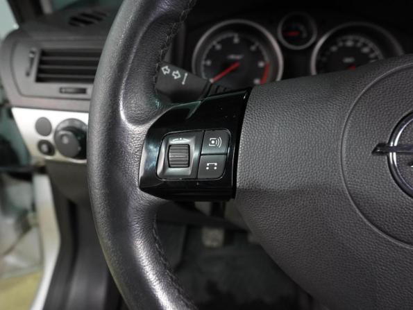 Opel Astra H Рестайлинг с пробегом 2010 года, цена 634 000 рублей, 208331 км, универсал, Автокод Объявления