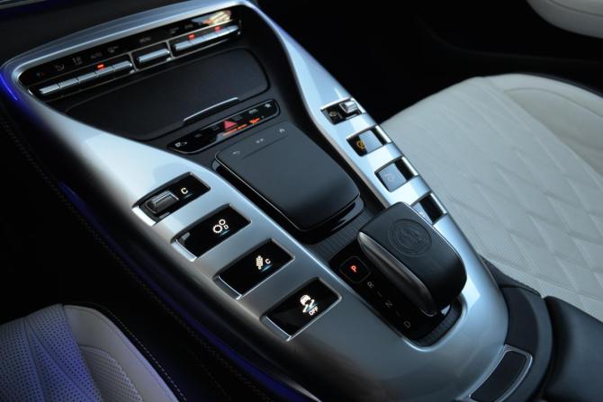 Mercedes-Benz AMG GT I Рестайлинг с пробегом 2022 года, цена 9 990 000 рублей, 25817 км, лифтбек, Автокод Объявления