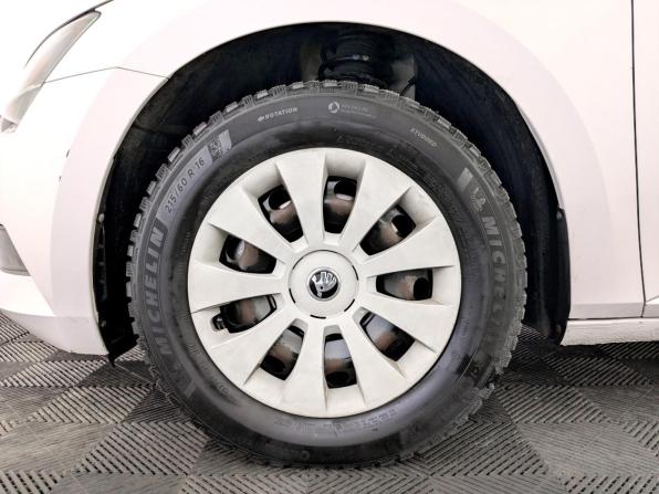 Skoda Superb III с пробегом 2019 года, цена 2 300 000 рублей, 94130 км, лифтбек, Автокод Объявления