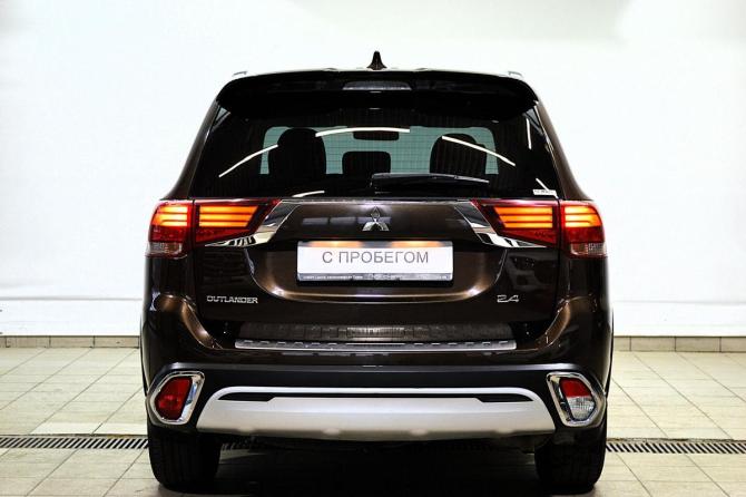 Mitsubishi Outlander III Рестайлинг 3 с пробегом 2022 года, цена 3 099 000 рублей, 67000 км, внедорожник, Автокод Объявления