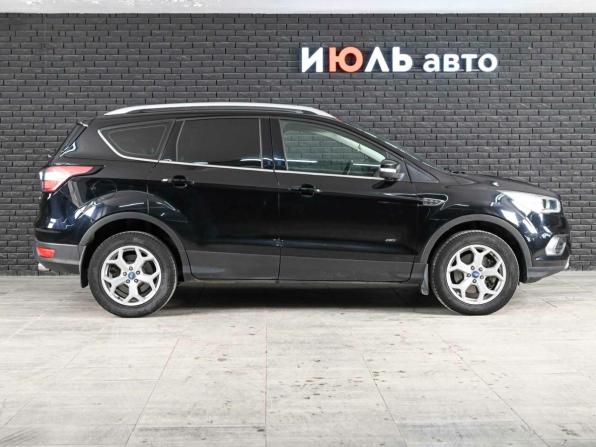Ford Kuga II Рестайлинг с пробегом 2018 года, цена 1 680 000 рублей, 77138 км, внедорожник, Автокод Объявления