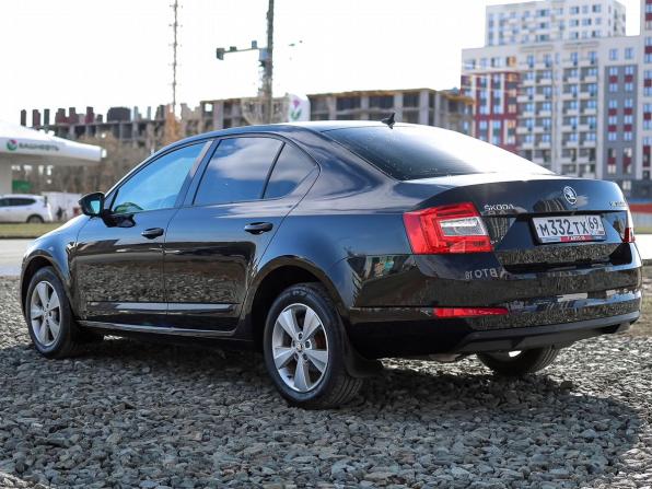 Skoda Octavia III (A7) с пробегом 2015 года, цена 1 569 000 рублей, 163559 км, лифтбек, Автокод Объявления