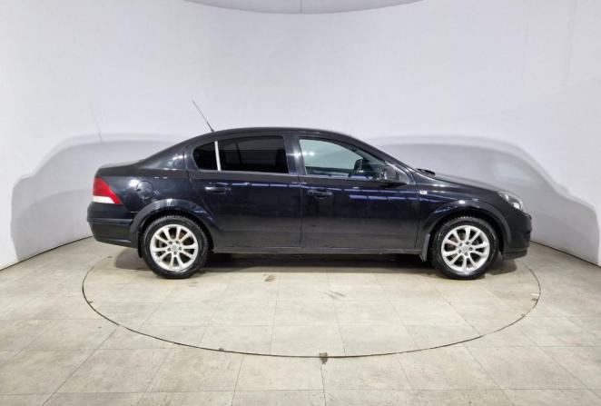 Opel Astra J Рестайлинг с пробегом 2012 года, цена 515 000 рублей, 225866 км, седан, Автокод Объявления