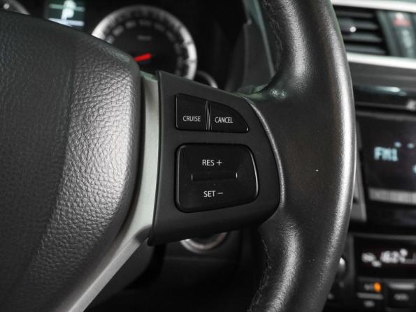 Suzuki Swift IV с пробегом 2011 года, цена 899 000 рублей, 114449 км, хэтчбек, Автокод Объявления