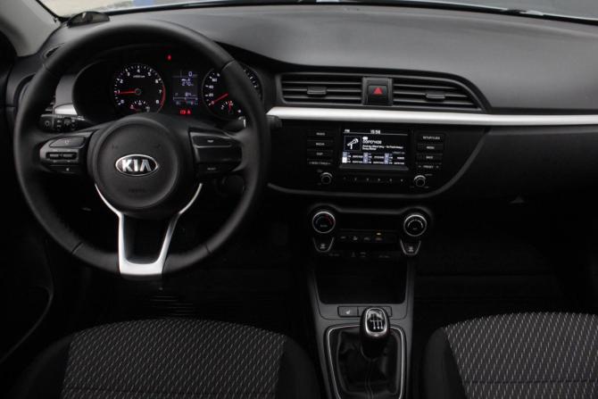 Kia Rio IV с пробегом 2017 года, цена 1 310 000 рублей, 77736 км, седан, Автокод Объявления