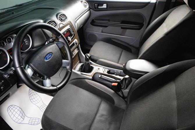 Ford Focus II Рестайлинг с пробегом 2008 года, цена 639 000 рублей, 224095 км, хэтчбек, Автокод Объявления
