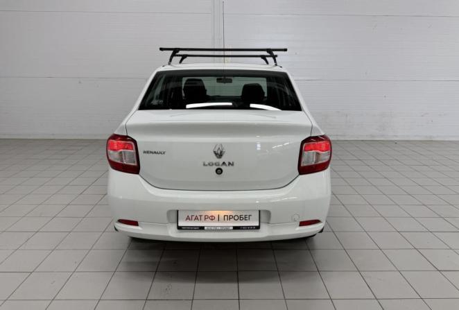 Renault Logan II с пробегом 2017 года, цена 850 000 рублей, 38230 км, седан, Автокод Объявления
