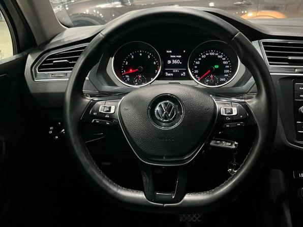 Volkswagen Tiguan II с пробегом 2017 года, цена 1 625 000 рублей, 258869 км, внедорожник, Автокод Объявления