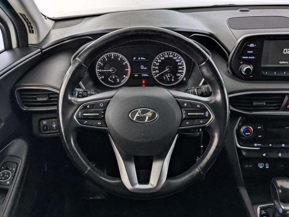 Hyundai Santa Fe IV с пробегом 2018 года, цена 2 695 000 рублей, 97555 км, внедорожник, Автокод Объявления