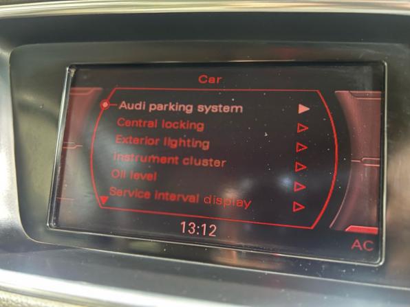 Audi Q5 I (8R) с пробегом 2009 года, цена 1 299 900 рублей, 250000 км, внедорожник, Автокод Объявления