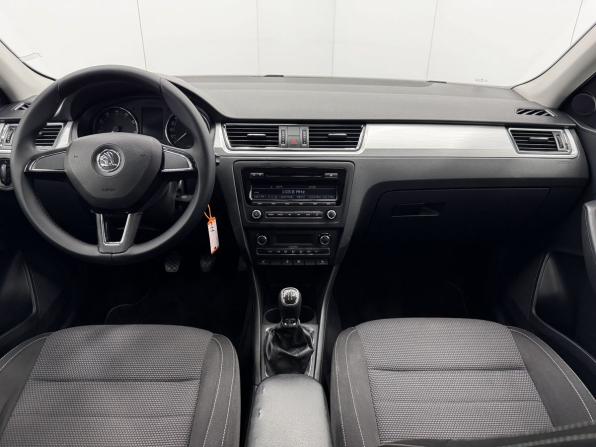 Skoda Rapid I с пробегом 2014 года, цена 900 000 рублей, 191992 км, лифтбек, Автокод Объявления