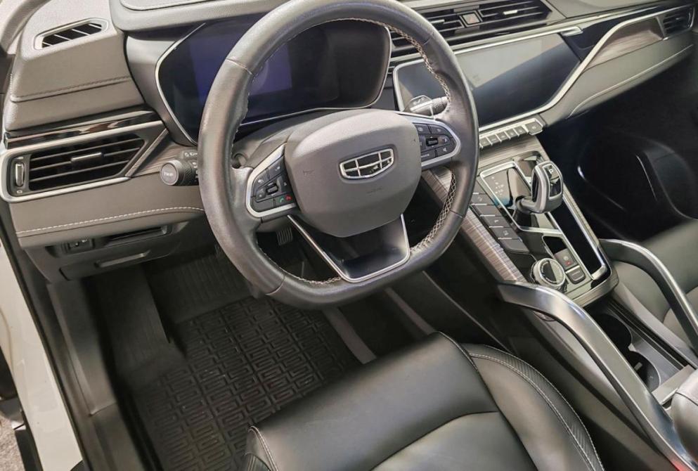 Geely Atlas Pro Ярославль  - изображение 12