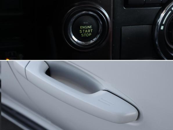 Toyota Land Cruiser Prado 150 Series Рестайлинг 1 с пробегом 2014 года, цена 3 249 000 рублей, 204697 км, внедорожник, Автокод Объявления