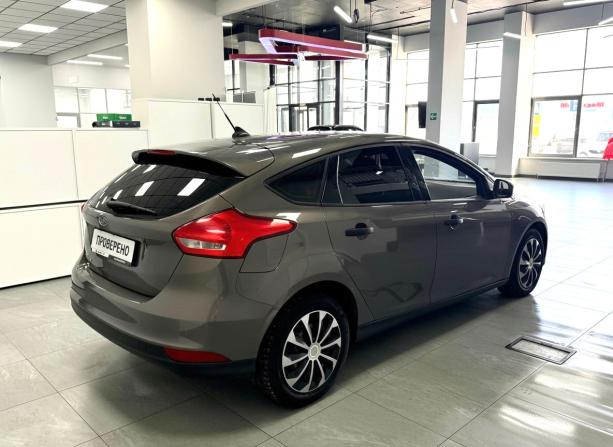 Ford Focus III Рестайлинг с пробегом 2018 года, цена 1 020 000 рублей, 115338 км, хэтчбек, Автокод Объявления